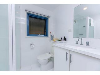 The Waterfront Apartment Apartment, Port Fairy - 3