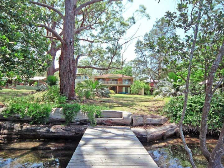 The Waterfront Jervis Bay Rentals Guest house, New South Wales - imaginea 2