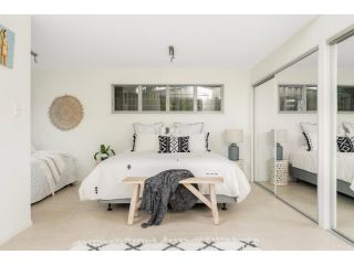 A PERFECT STAY - The White Rabbit Guest house, Byron Bay - 1