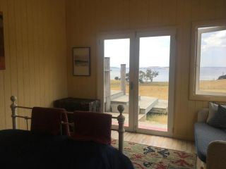 The Woolshed and Farmhouse Blue, Bruny Island Guest house, Bruny Island - 5