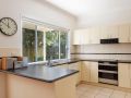 Three Bedroom Townhouse Guest house, Hawks Nest - thumb 4