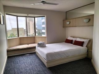 Tiki Hotel Apartments Surfers Paradise Aparthotel, Gold Coast - 3