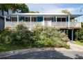 Timbin 28 - FULLY AIR CON - MODERN HOUSE, CLOSE TO BEACH AND SHOPS Guest house, Point Lookout - thumb 2