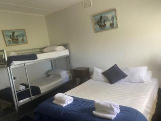 Tin Can Bay Budget Accommodation Hostel, Tin Can Bay - 4