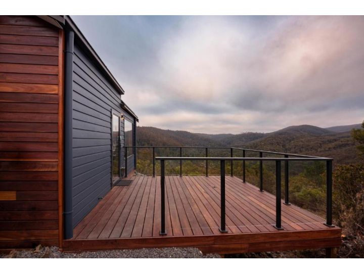 Tiny Escapes Cradle Valley Chalet, Moina - imaginea 18