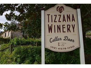 Tizzana Winery Bed and Breakfast Bed and breakfast, New South Wales - 4