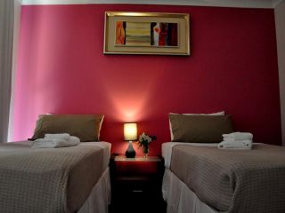 TL Warmest Homestay Guest house, Gold Coast - 4