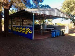 Tom Price Tourist Park Campsite, Western Australia - 4