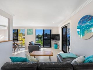 Tomaree Road, 16 Downstairs Apartment, Shoal Bay - 2