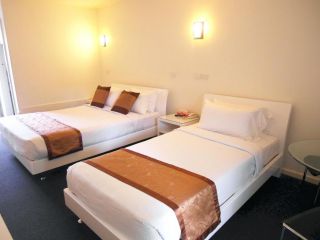 Econo Lodge Rivervale Hotel, Perth - 2