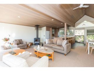 Top Deck Apartment, Lorne - 5