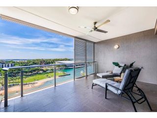 Top of Timor Sea A Luxury Waterfront Penthouse Apartment, Darwin - 2