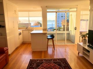 Scarlett's by Salamanca Apartment, Hobart - 1