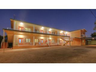 Townview Motel Hotel, Mount Isa - 3
