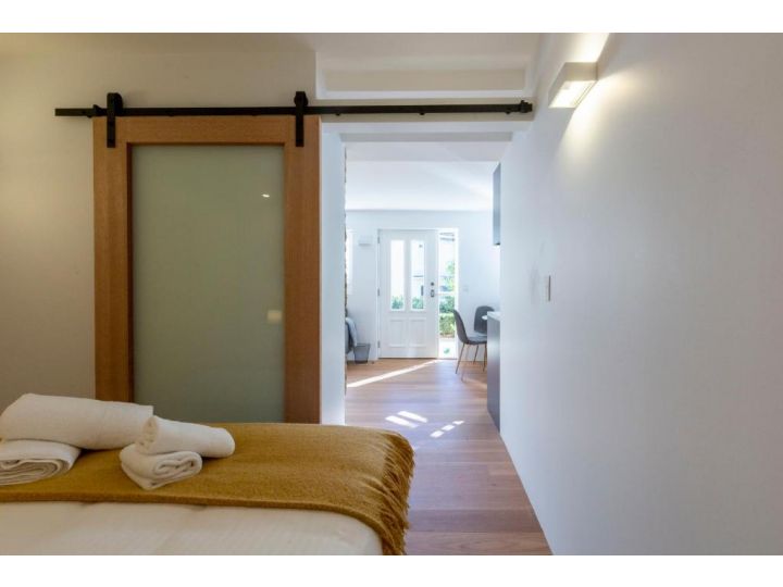 2 BEDROOM BRAND NEW APT // MOMENTS FROM RNSH Apartment, Sydney - imaginea 9