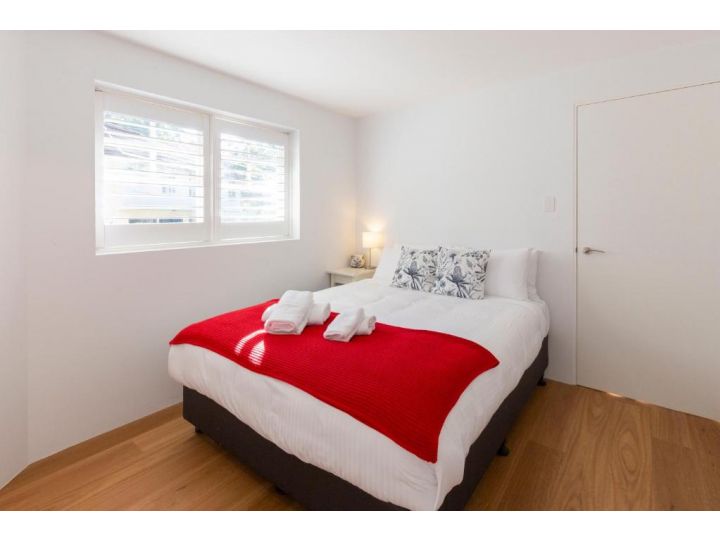 2 BEDROOM BRAND NEW APT // MOMENTS FROM RNSH Apartment, Sydney - imaginea 12