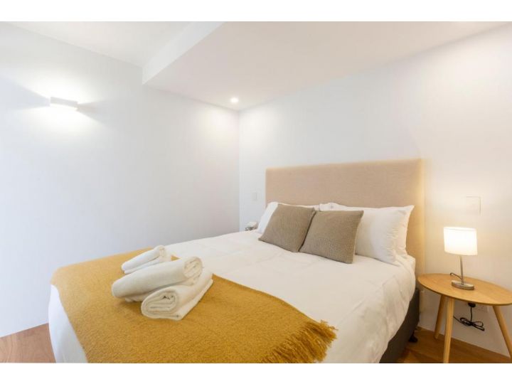 2 BEDROOM BRAND NEW APT // MOMENTS FROM RNSH Apartment, Sydney - imaginea 10