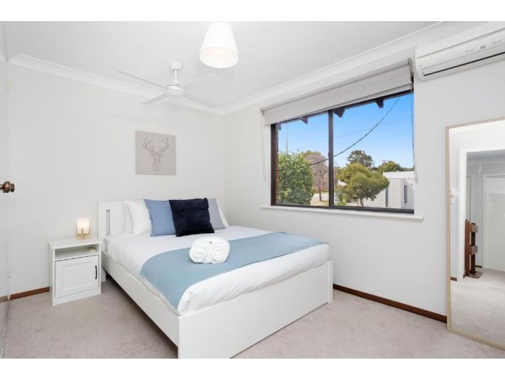 Tranquil leafy Ewen St - Close to the beach and shops Guest house, Perth - imaginea 8