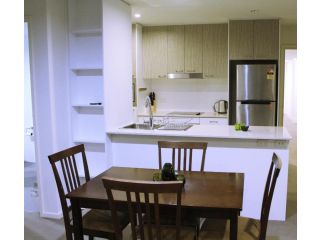 Tranquil, Relaxing Forrest Style Apartment - Braddon CBD Apartment, Canberra - 1