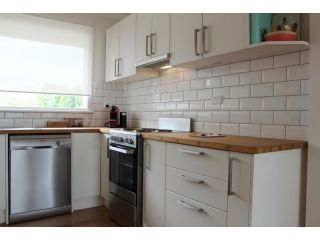 Tranquil Tranmere - 2 Bedroom Unit Apartment, Hobart - 3