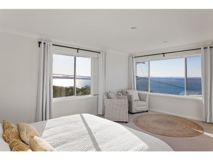 Tranquil with Harbour Views Guest house, Nelson Bay - imaginea 4