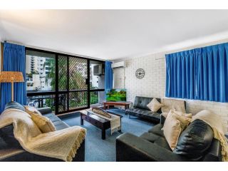 Surfers Paradise- meters from the beach! Apartment, Gold Coast - 2