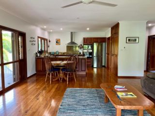 Tropical Styling Apartment, Cooktown - 3