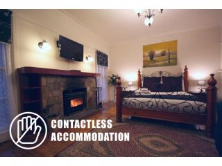 Tudor Cottages Guest house, Mount Dandenong - 4