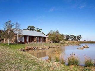 Tuki Retreat Bed and breakfast, Victoria - 2