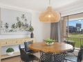 Tumut Unit 2 - Great unit in a central location to beaches, clubs and shopping Wi-Fi included Apartment, Coolangatta - thumb 3