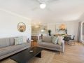 Tumut Unit 2 - Great unit in a central location to beaches, clubs and shopping Wi-Fi included Apartment, Coolangatta - thumb 4