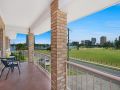 Tumut Unit 2 - Great unit in a central location to beaches, clubs and shopping Wi-Fi included Apartment, Coolangatta - thumb 2