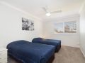 Tumut Unit 2 - Great unit in a central location to beaches, clubs and shopping Wi-Fi included Apartment, Coolangatta - thumb 10