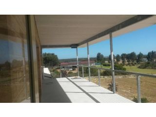 Turquoise Coast Fishing Lodge Guest house, Jurien Bay - 2