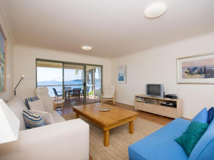 Tuscan Waterfront, Unit 1/213 Soldiers Point Road Apartment, Salamander Bay - imaginea 6