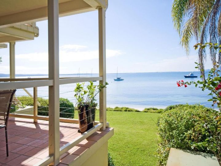 Tuscan Waterfront, Unit 1/213 Soldiers Point Road Apartment, Salamander Bay - imaginea 2