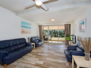 Tweed Paradise Unit 2 - Neat and tidy unit in a great location Apartment, Coolangatta - 4