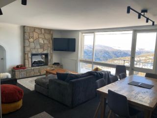 Twin Towers 701A Apartment, Mount Buller - 1