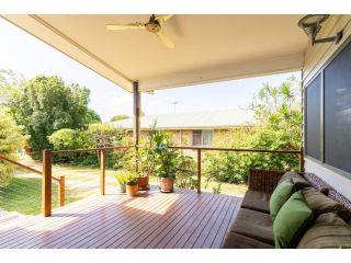 Two Bedroom Home near Nudgee Beach Guest house, Victoria - 3