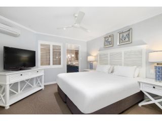 Two Bedroom Hamptons In Upmarket Resort - Ocean Views Apartment, Hervey Bay - 5