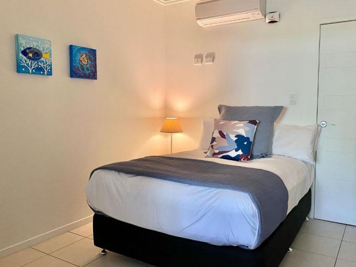 Two Bedroom Swim Out at Lagoons Apartment, Port Douglas - imaginea 8