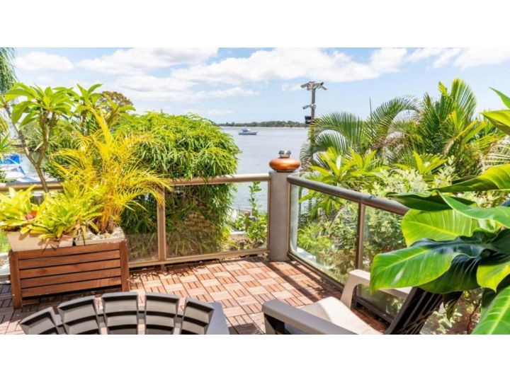 Two Storey Unit With Breathtaking Views Guest house, Queensland - imaginea 8