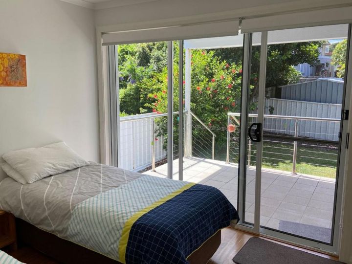 Ultimate Beach House&#x27; 19a Graham Street - views , peace & quiet Apartment, Anna Bay - imaginea 14