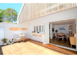 ULTIMATE COASTAL CHARM // CURRUMBIN WATERS Guest house, Gold Coast - 1