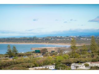 ORTON BEACH VIEWS 200m to BEACH & RESTAURANTS Guest house, Ocean Grove - 4