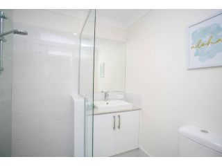 Coastal Vibes Private 2 Bed Bliss Guest house, Perth - 5