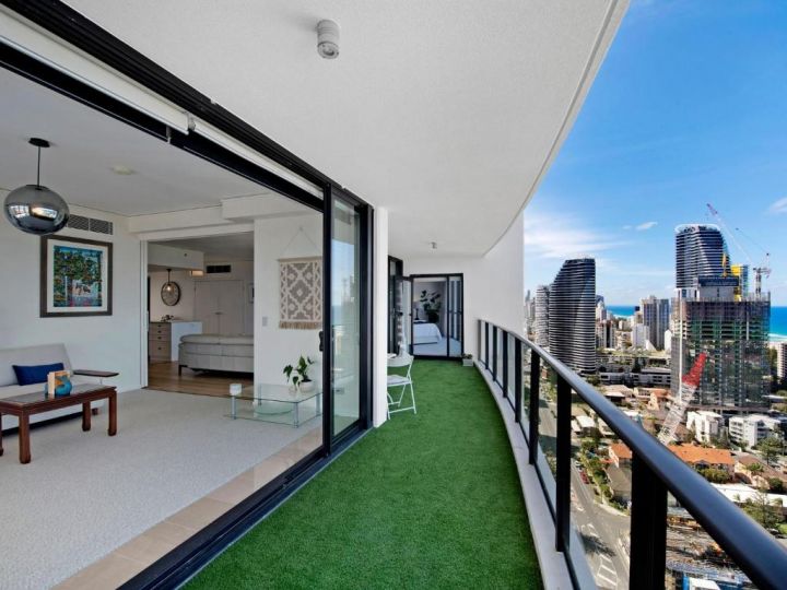 Ultimate Sky Home in Central Broadbeach Apartment, Gold Coast - imaginea 4