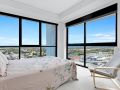 Ultimate Sky Home in Central Broadbeach Apartment, Gold Coast - thumb 14