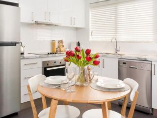 Understated Elegance Affordable Luxury Guest house, Albury - 1