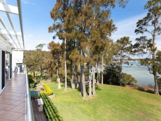 Unit 1 44 Danalene Pde fantastic waterfront property with air con Guest house, Corlette - 2